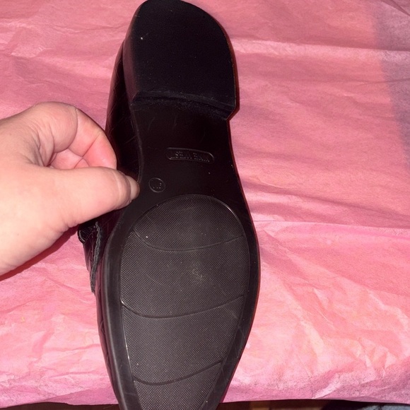 Nine West Black leather Crocodile Pattern Loafers
